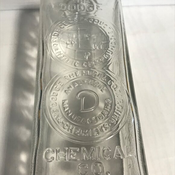 Vtg Dodge Chemical Co Embalming Glass Bottle Clear Embossed Measurements Canada - Picture 3 of 16